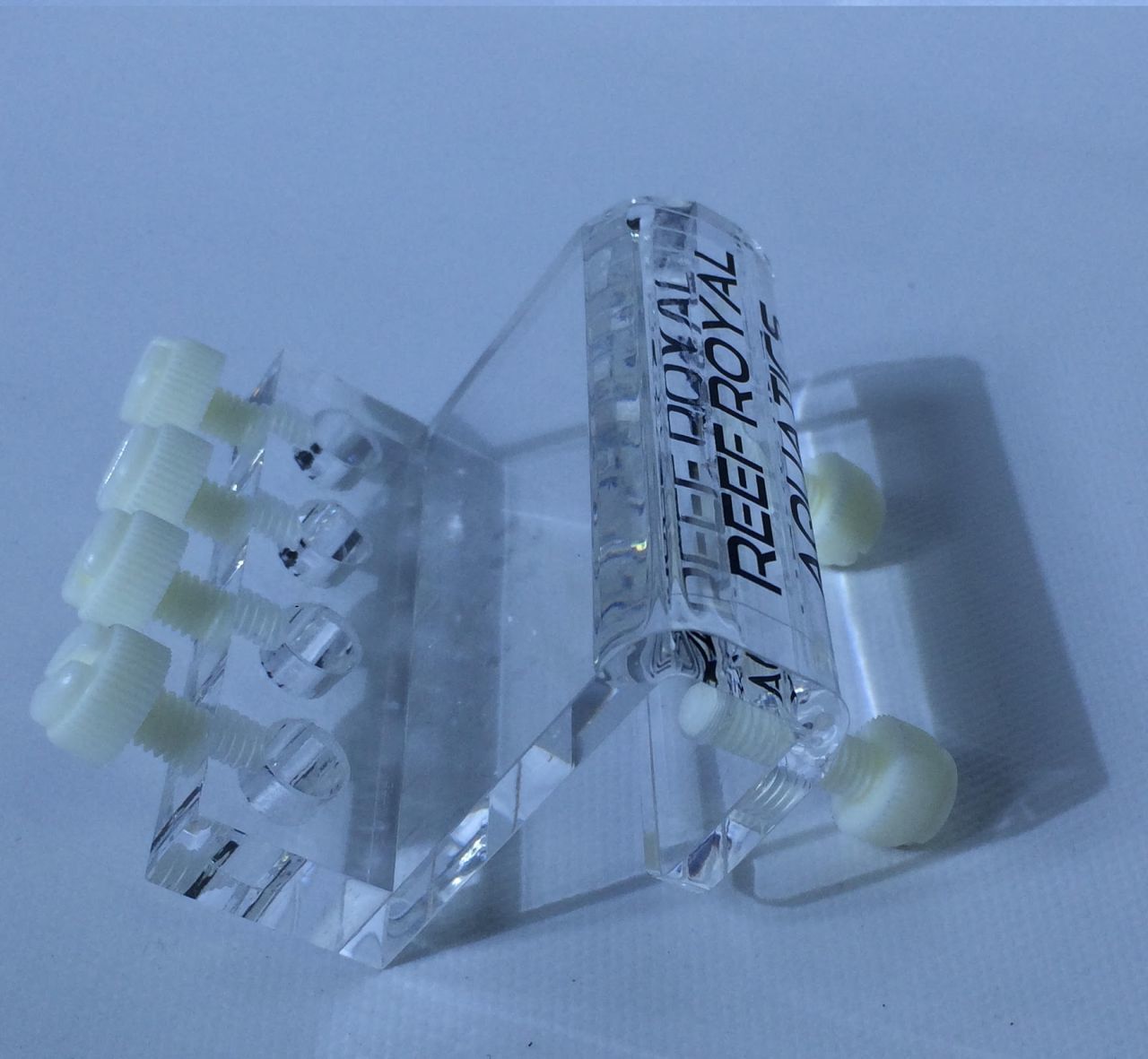 Reef Royal - DJ 04 Pipe Holder 4 lü Hortum Tutacağı