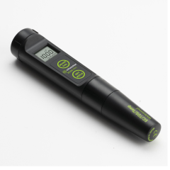 Milwaukee EC59 PRO Waterproof 3-in-1 Conductivity / TDS & Temperature Tester with Replaceable Probe
